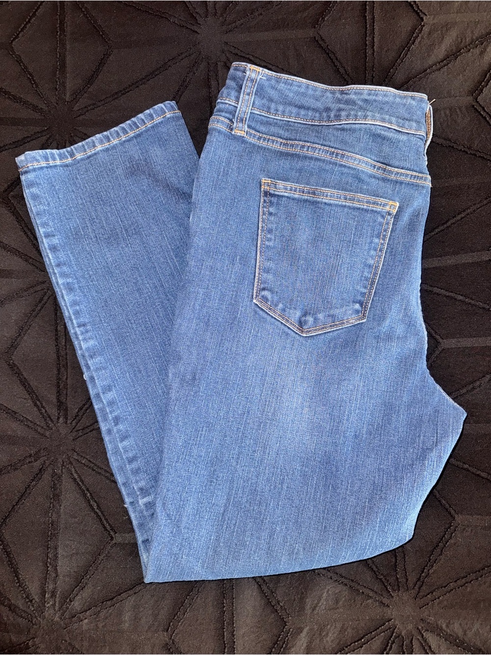 St. John's Bay Women's Cropped Straight Light Blue Jeans